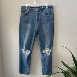 American Eagle Outfitters “Mom Jean” 12